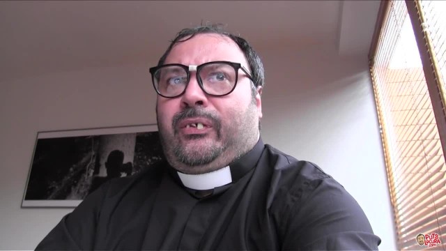 Хохлушка трахается с пастором - #1