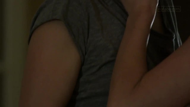 Телки трахают друг друга в киску - #1