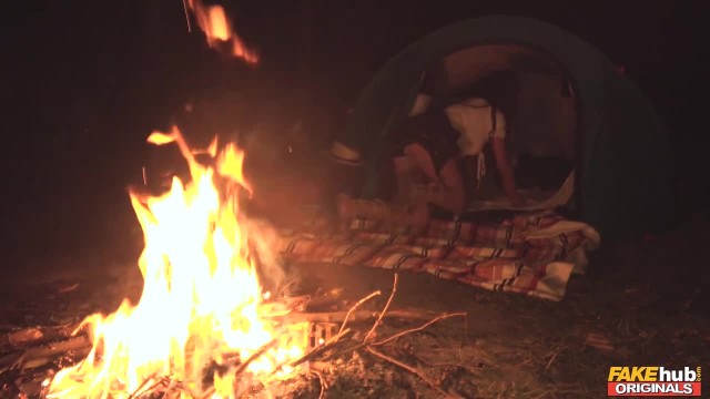 Худенькая телка вылизала подругу - #4