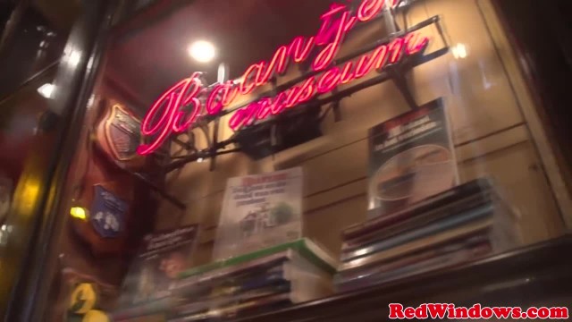 Два мужика делят дырки давалки - #1