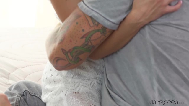 Чужая жена кончила от члена соседа - #1