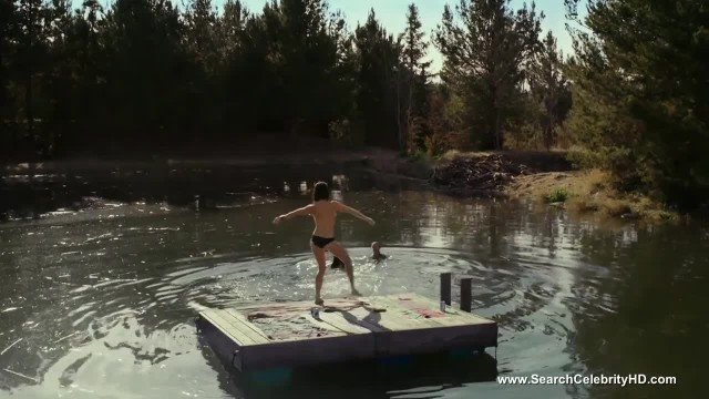 Охотник трахнул стройных туристок - #3