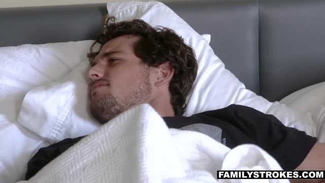 Мужик разбудил жопастую жену членом - #3