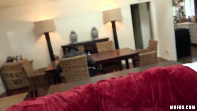 Худышка трахнулась в киску с отчимом - #4