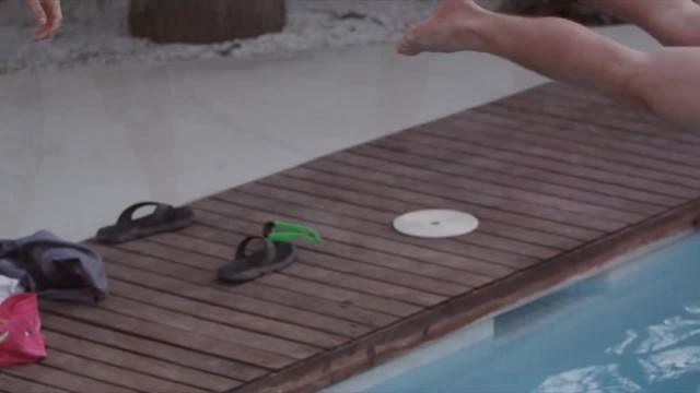 Два мужика ублажают развратную девицу - #1